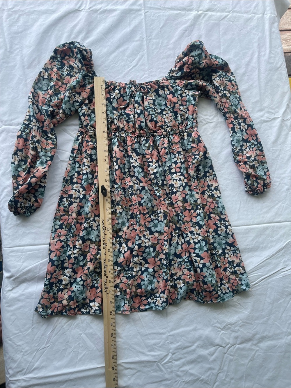O'Neill Girls Floral Puff-Sleeve Smocked Dress - Navy, Pink & Green
